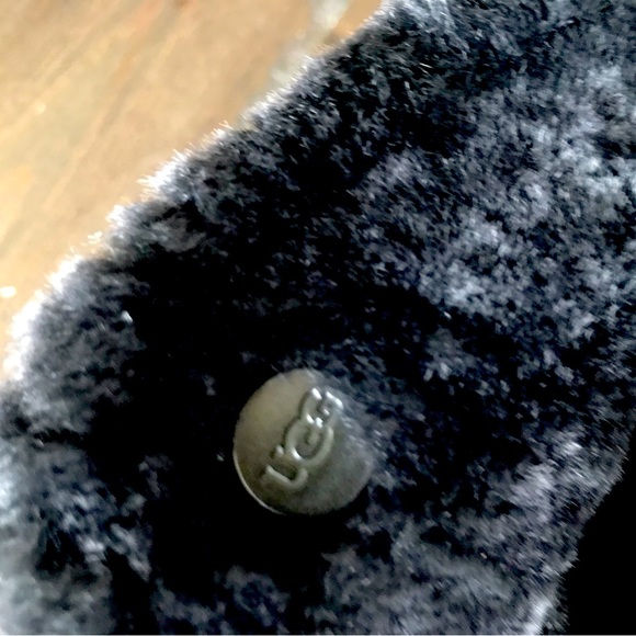 UGG Trapper hat - Picture 6 of 8